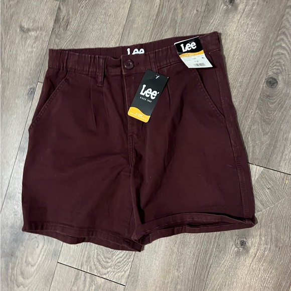 Lee Relaxed Fit A-Line Shorts Size 4 New - Picture 1 of 5